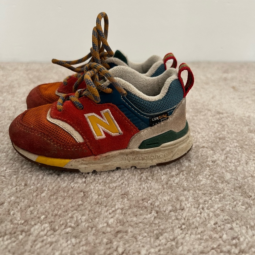 Toddler New Balance. Great shoes and easy to wash! Size toddler 6.0